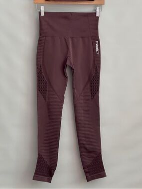 Gymshark Energy+ Seamless Leggings (S) Set in Purple